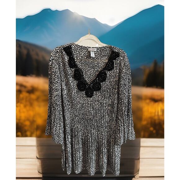 Catherines Blouse 2XL Lace V-Neck Top Blouse Long Sleeve Black/White 22 / 24 - Picture 1 of 7